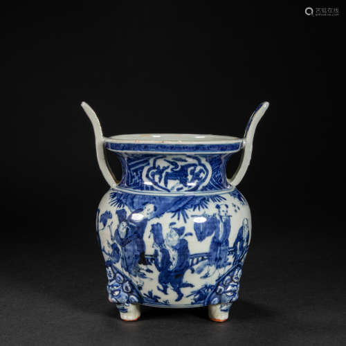 CHINESE BLUE AND WHITE INCENSE BURNER, MING DYNASTY