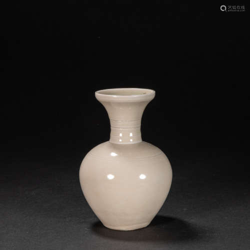 CHINESE WARE VASE, SONG DYNASTY