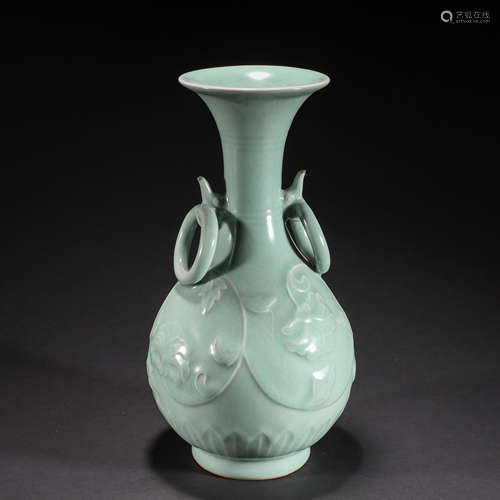 CHINESE LONGQUAN WARE AMPHORA, SONG DYNASTY