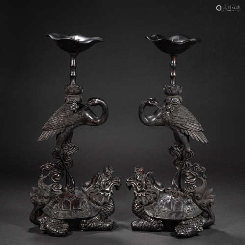 A PAIR OF CHINESE ROSEWOOD CANDLESTICKS, QING DYNASTY