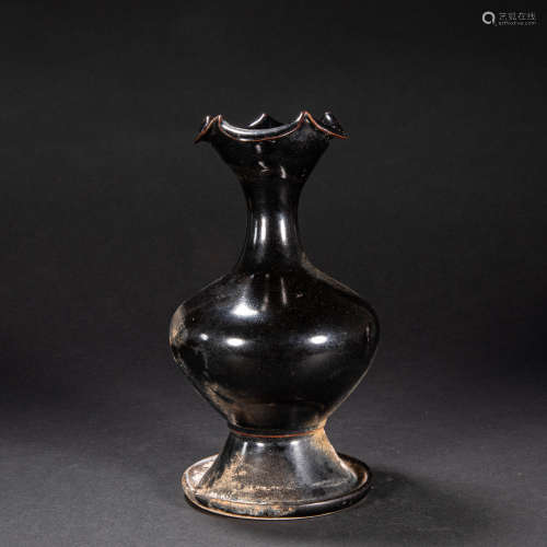 CHINESE BLACK DING VASE, SONG DYNASTY
