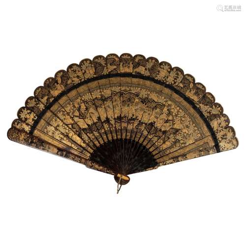 FINE GILT AND BLACK LACQUER BRISÈ FAN QING DYNASTY, 19TH CEN...