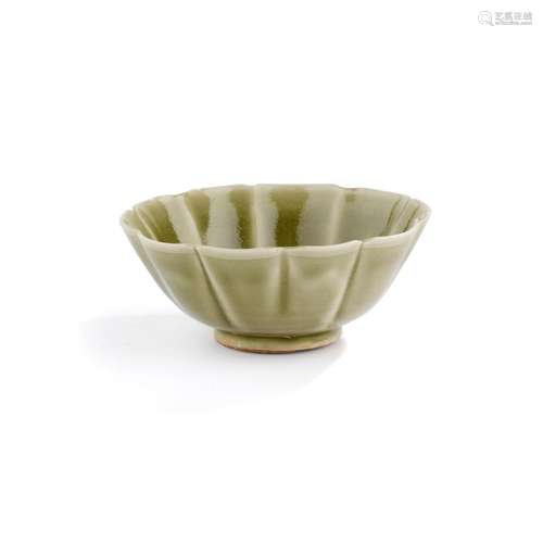 YAOZHOU CELADON-GLAZED FOLIATE TEN-LOBED BOWL SONG DYNASTY