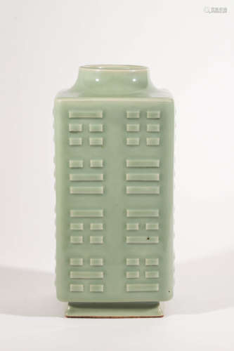 Longquan Kiln Celadon-Glazed Cong Vase