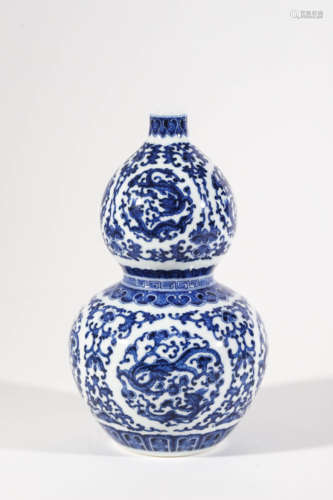 Blue and White Double-Gourd-Shaped Vase