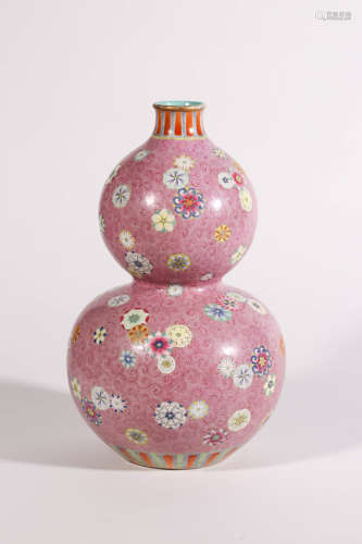 Famille Rose Flower Double-Gourd-Shaped Vase