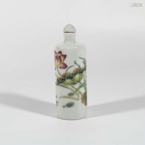 Famille Rose Porcelain Snuff Bottle, China