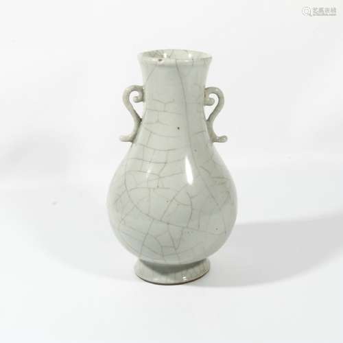 Guan Kiln Porcelain Bottle, China