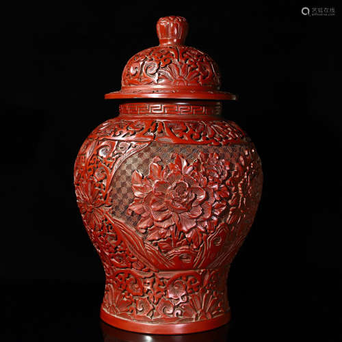 红漆器雕刻花开富贵罐子