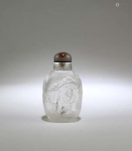 A Water Crystal Snuff Bottle
