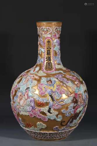 A Fencai Porcelain Tianqiuping Vase