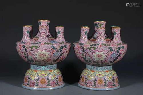 A Pair of Falangcai Vases