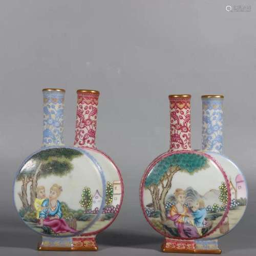 A Pair Twin-Adjoined Porcelain Vases