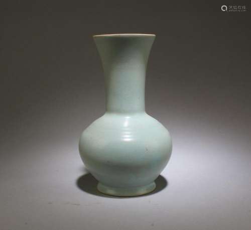 A Ru Type Vase