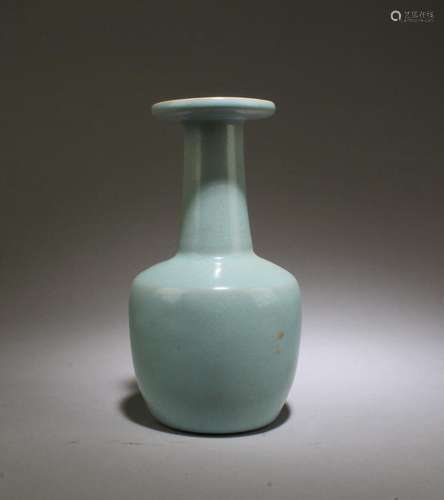 A Ru Type Vase