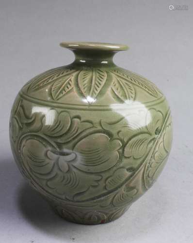 Chinese Porcelain Vase