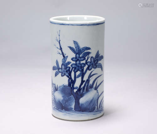 Qing Dynasty Kangxi blue and white flower penholder