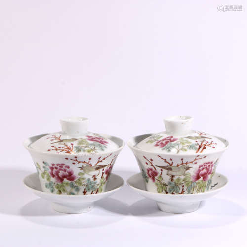 Famille Rose Porcelain Covered Tea Cup