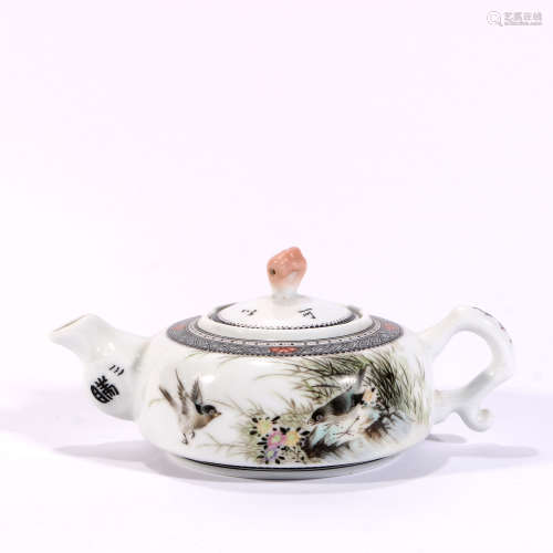 Qianjiang Color Porcelain Teapot（Handle Of Cover Is Damaged）