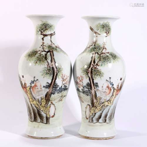 Pair Of Qianjiang Color Porcelain 