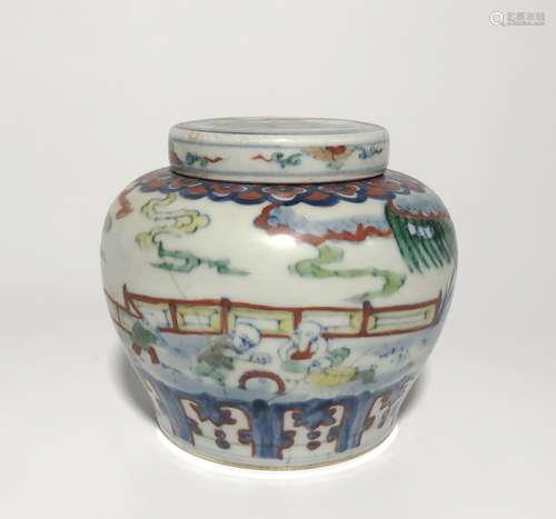 Chinese Wucai Porcelain Cover Jar