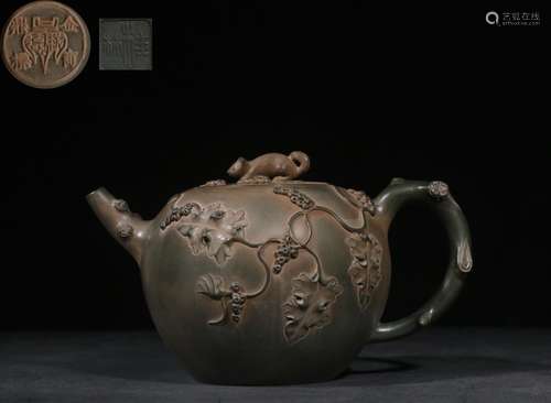 Chinese Zisha Teapot,Mark