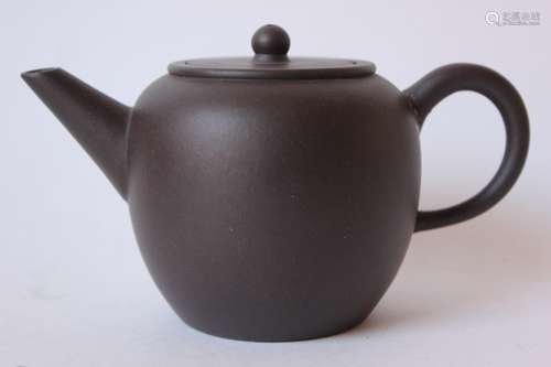 Chinese Zisha Teapot