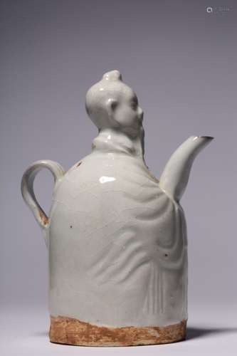 Chinese Hutian Ware Porcelain Ewer