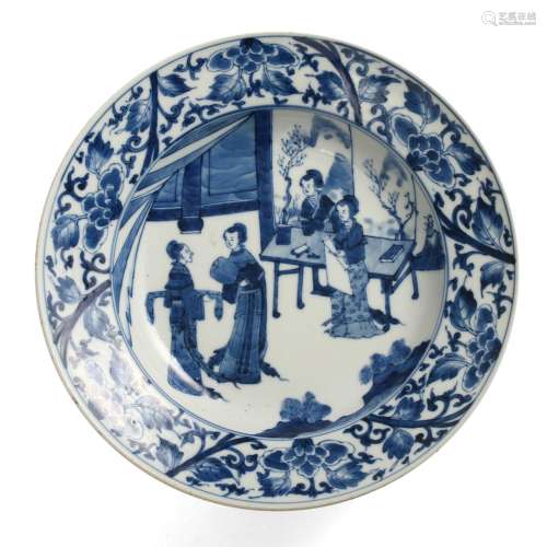 A BLUE AND WHITE 'FIGURES' DISH