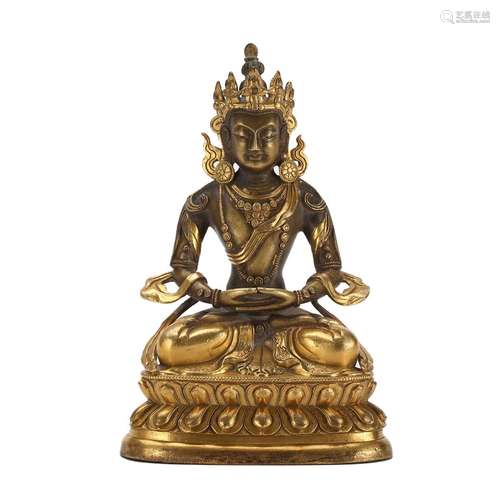 A GILT-BRONZE FIGURE OF SEATED AMITAYUS