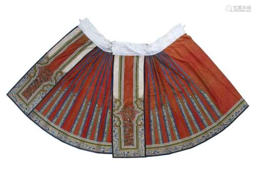 Orange ground silk skirt