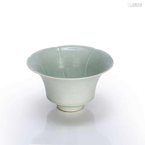 Qingbai glaze bowl