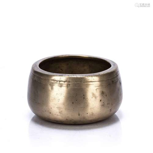 Mani type singing bowl