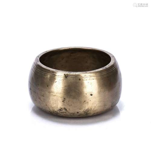 Mani Style singing bowl