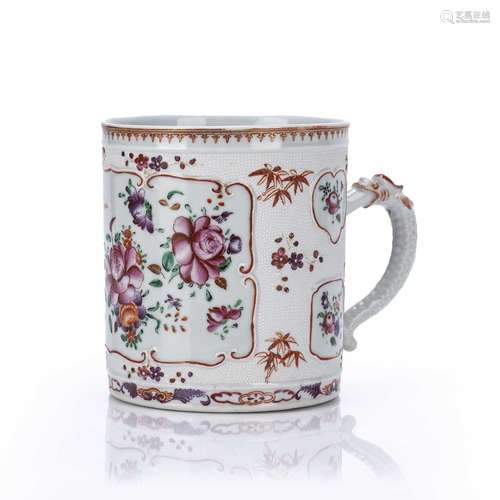 Large famille rose tankard