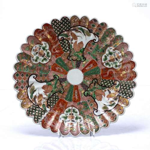 Imari circular scalloped dish