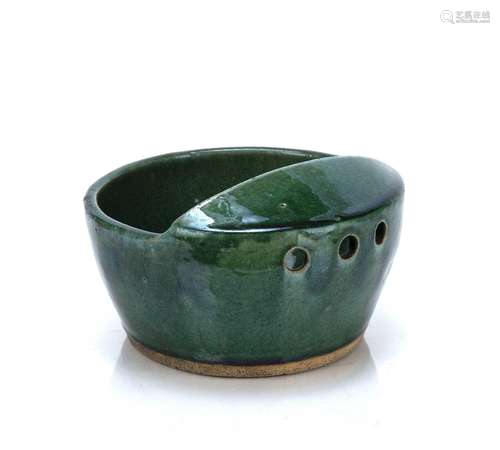 Green porcelain drainer