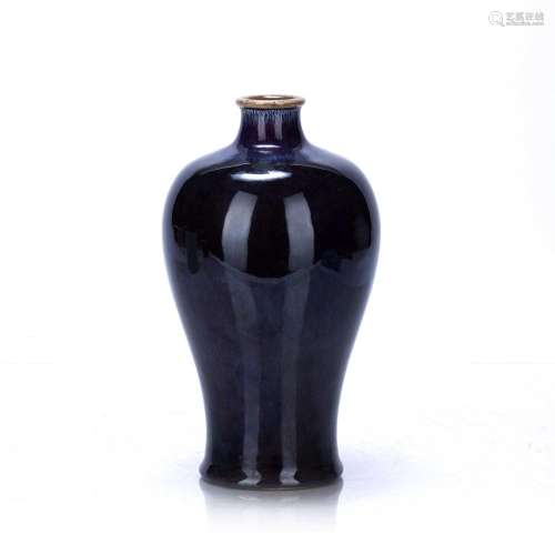 Monochrome meiping vase