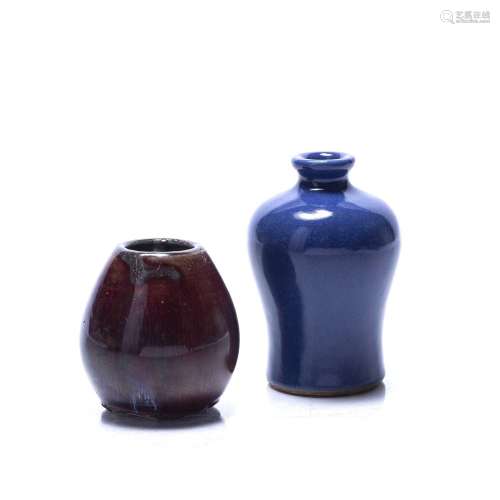 Two monochrome small vases