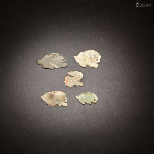 FIVE JADE 'HARE' PLAQUES Shang/early Western Zhou Dynasty (5...
