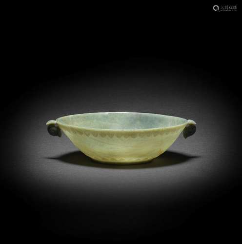 A MUGHAL GREEN JADE BOWL India, 18th century (2)