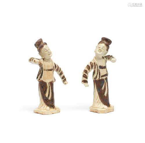 A PAIR OF GLAZED STONEWARE DANCERS Song Dynasty (2)