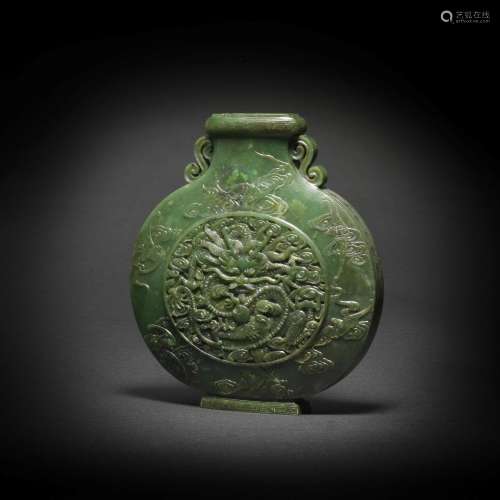 A SPINACH-GREEN JADE 'DRAGON' MOONFLASK, BIANHU 19th century...