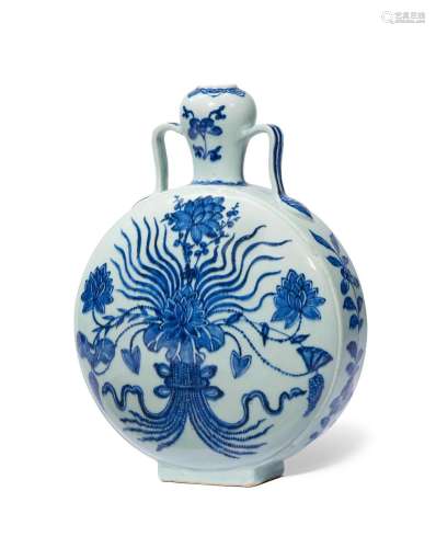A MING-STYLE BLUE AND WHITE 'LOTUS BOUQUET' MOONFLASK, BIANH...