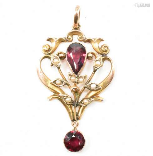 ART NOUVEAU GOLD & GARNET PENDANT