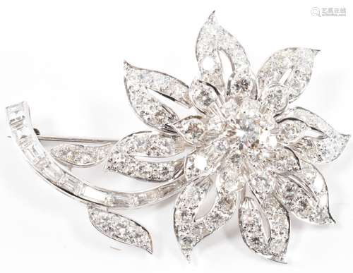 VINTAGE WHITE GOLD & DIAMOND FLOWER BROOCH