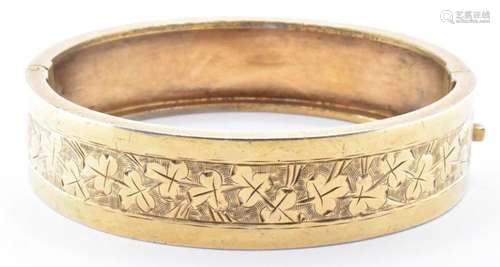 VICTORIAN GILT HINGED BANGLE BRACELET