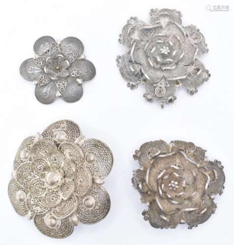 SILVER FILIGREE FLORAL PENDANTS