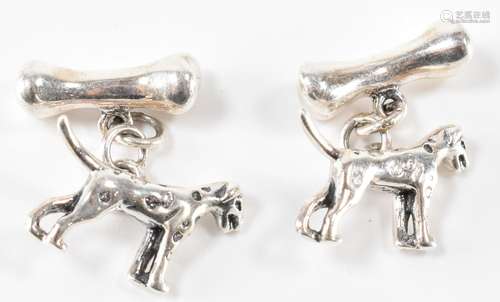 PAIR OF SILVER GENTS DOG & BONE CUFFLINKS