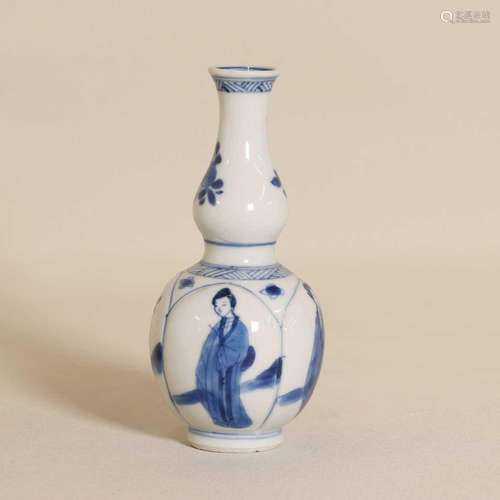 A Chinese blue and white vase,